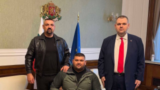 Делян Пеевски, лидер на ДПС и ПГ на ДПС-НОВО НАЧАЛО поздрави шампиона Ружди Ружди с шестата световна титла