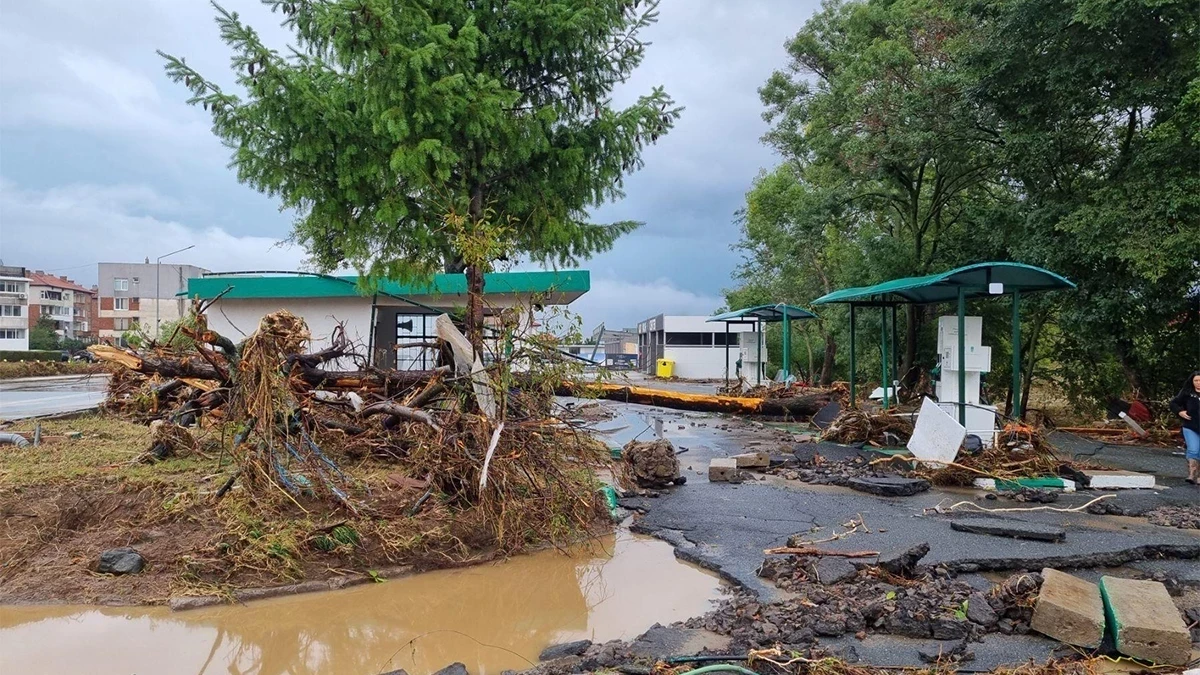 Ще изникне ли в Царево хотелски комплекс на устието на реката?
