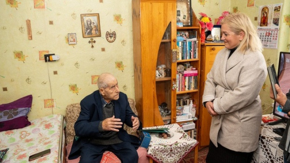 Дядо Петко от с. Михайлово на 102-рия си рожден ден: Много живот ми бил даден, още от царското време