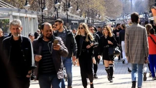 Преподавател в СУ: Не е вярно, че българското население се топи с бързи темпове