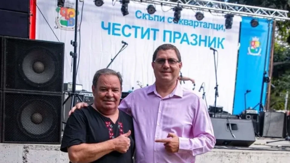 Служебен шофьор на кмета на „Овча купел“ заловен с 1,57 промила алкохол зад волана Служебен шофьор на кмета на „Овча купел“ заловен с 1,57 промила алкохол зад волана