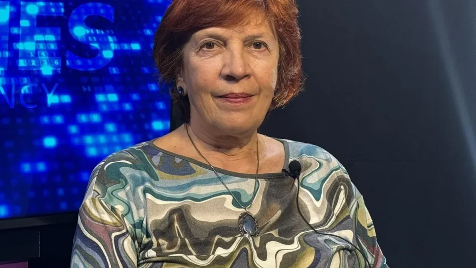 Проф. Румяна Стоилова: Развитието на дигиталните умения да стане част от обучението на публичната администрация Проф. Румяна Стоилова: Развитието на дигиталните умения да стане част от обучението на публичната администрация