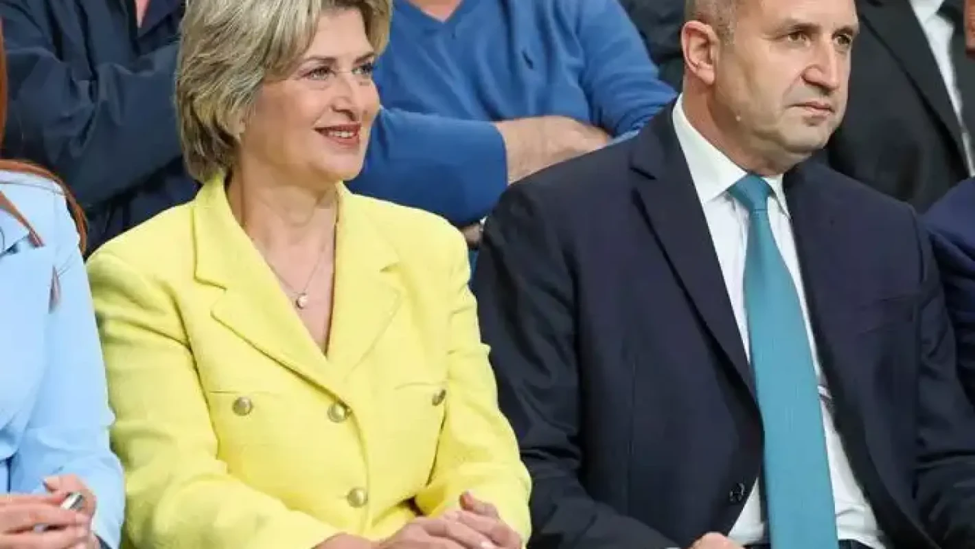 Радев се опитва да скъса опашката си, но... следите остават!