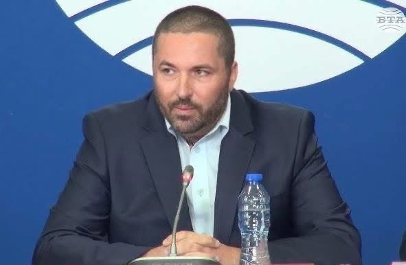 Бащата на Сияна зове парламентът да приеме закон за вещите лица