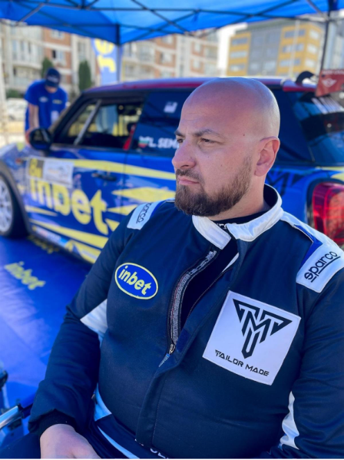 Скорост, страст и шампионски дух: Любомир Семерджиев и неговата нова състезателна кола