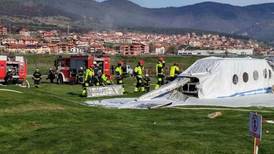 „Паднал" самолет вдигна всички служби накрак