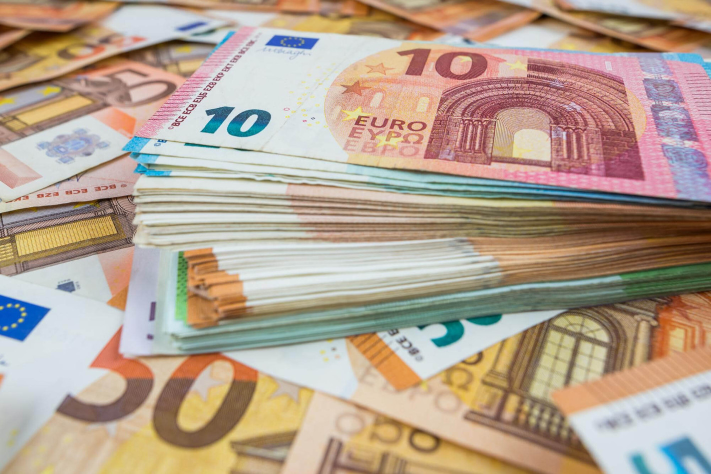 Кирчо Руския и Любо Гъзаря плащат по €5 000 за карта от ГДБОП