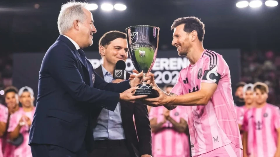 Сърдитите старчета пак са заедно! Мюлер е кошмарът на Меси