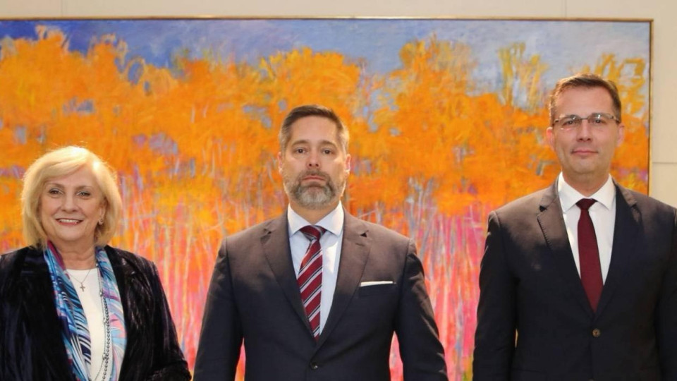 Зам.-председателите на ДПС Искра Михайлова и Станислав Анастасов се срещнаха с Крис Смит, зам.-помощник Държавен секретар на САЩ