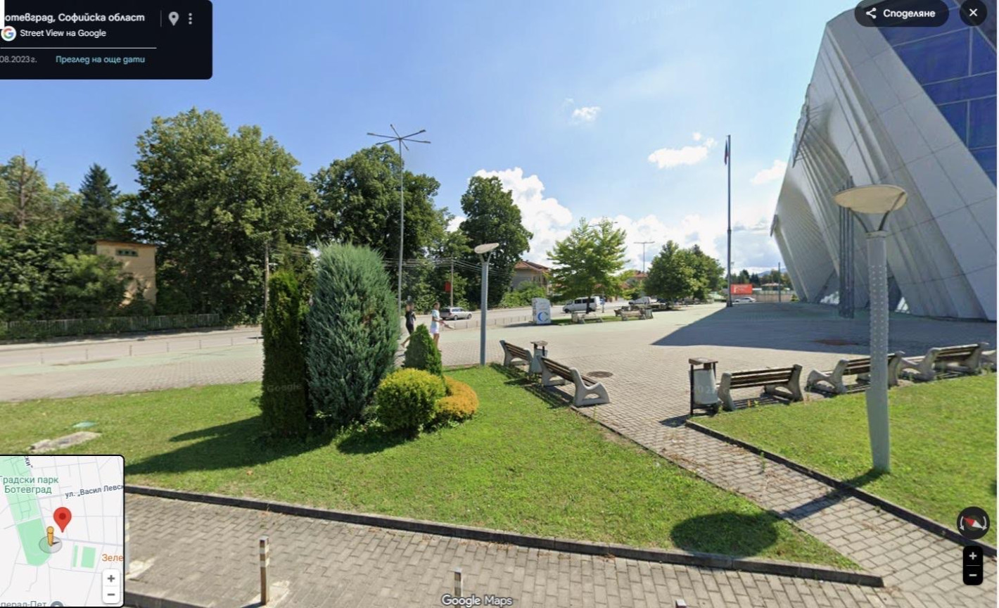 СИГНАЛ! Семейството на скандалния кмет Гавалюгов строи жилищни кооперации на имот, продаден от общината (СНИМКИ)