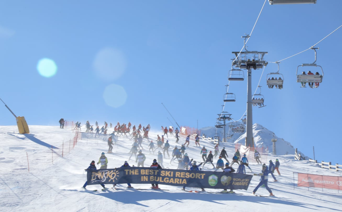 Световни ски легенди премериха сили на откриването на сезона в Банско