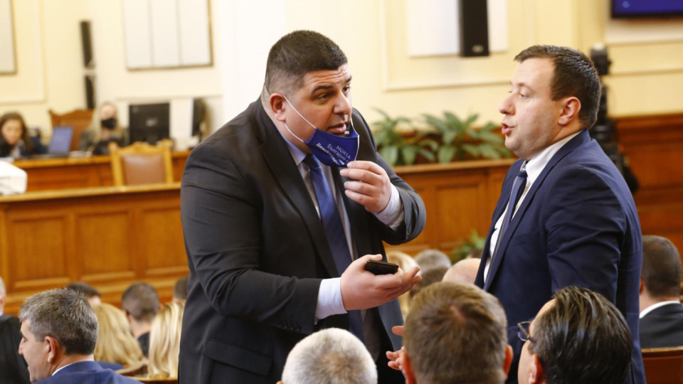 Придворният социолот на Радев - Първан, лансира коалиция с ПП-ДБ