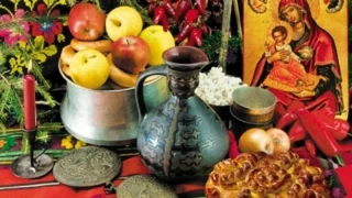 Защо масата на Бъдни вечер не се вдига