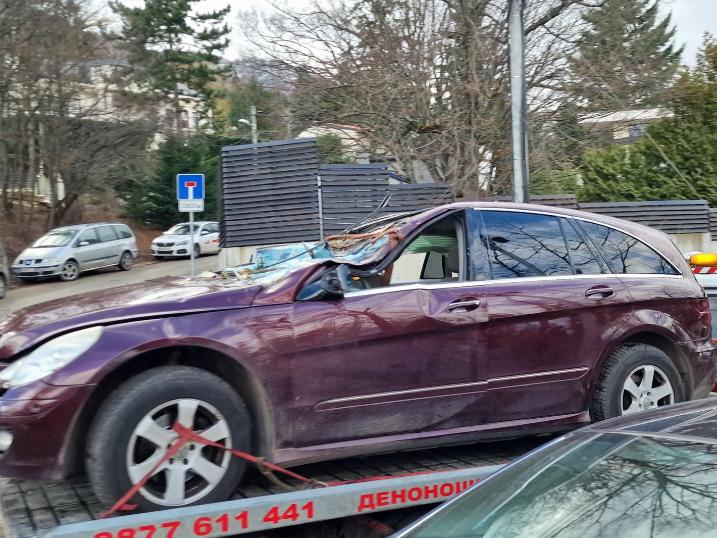Вижте смазаната от дърво на Витоша кола, в която майка загина пред очите на децата си