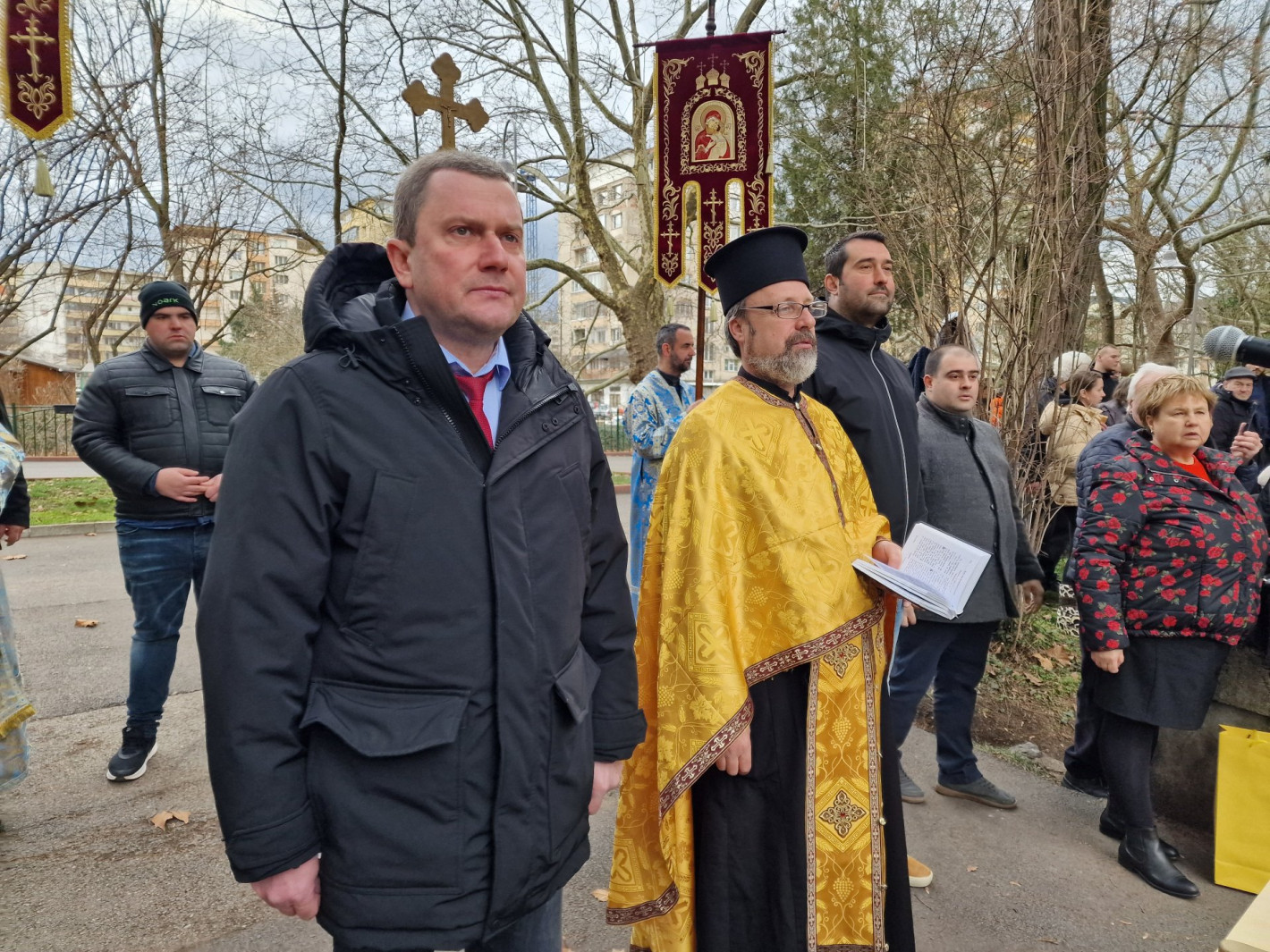 Вижте смелчаците от цяла България, които спасиха кръста на Богоявление (галерия)