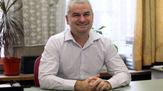 Полицейският шеф от бандата на Стъкларя разследван и за трафик на мигранти