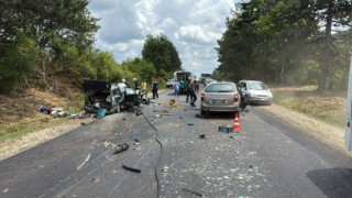 456 души загубиха живота си по българските пътища през 2025 година