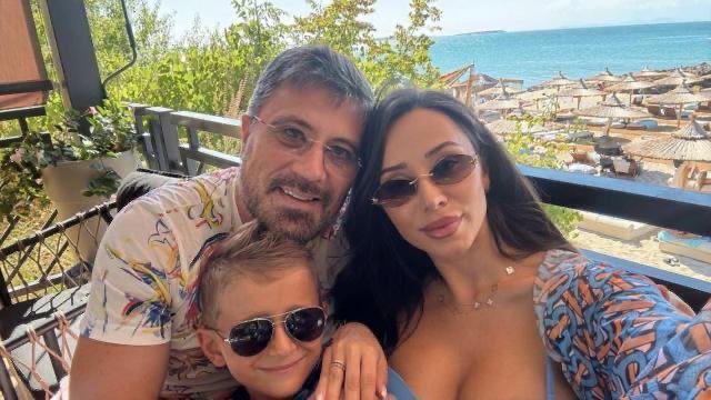 Мъжка рожба проплака в дома на бизнесмена Николай Филипов и Гергана (ЕКСКЛУЗИВНИ СНИМКИ)