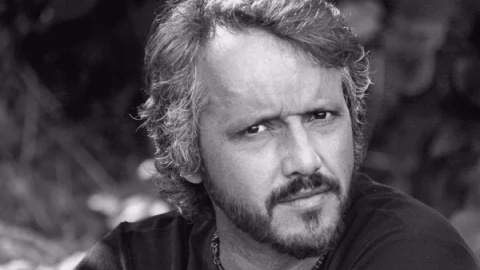 ЗЛОВЕЩ СЛУХ: Самоуби ли се Калин Терзийски от безпаричие?