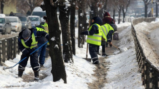 От синдикатите категорични: При температури под 13 градуса, не би трябвало да се работи