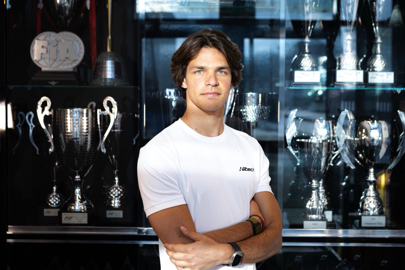 ПРОБИВ! Лидерът в автомобилните спортове Hitech приветства българина Стефан Бостанджиев в състава си за Eurocup-3