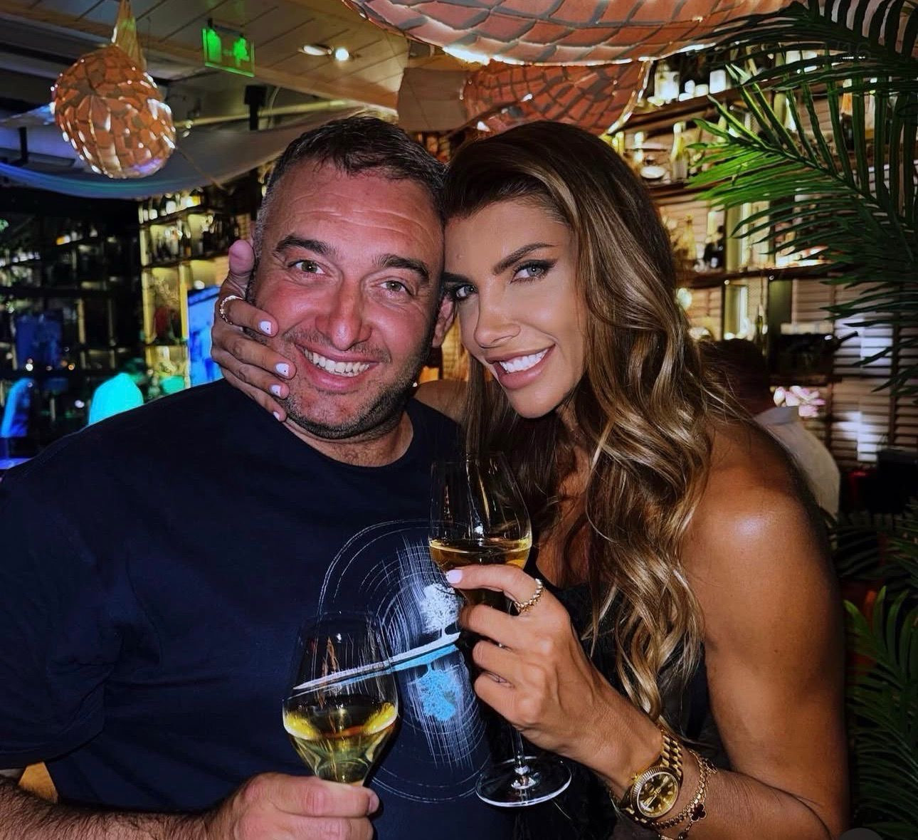 РАЗКРИТИЕ! Димитър Мирчев е строителният бос, който пръв съсипа брака на Златка и Карен. Собственикът на “Софбултрейд” е истински цар на платения разврат (ЕКСКЛУЗИВНИ СНИМКИ)