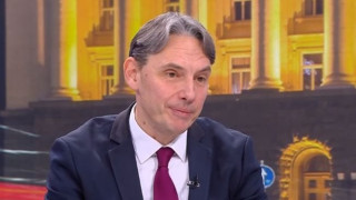 И НПО-та, освен депутатите искат да управляват и здравния министър, май