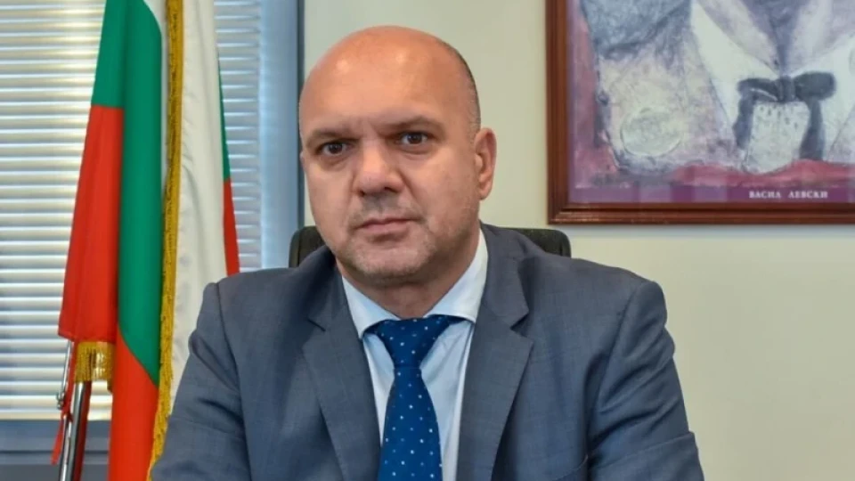 Явор Серафимов след думите на Дечев: В болница съм