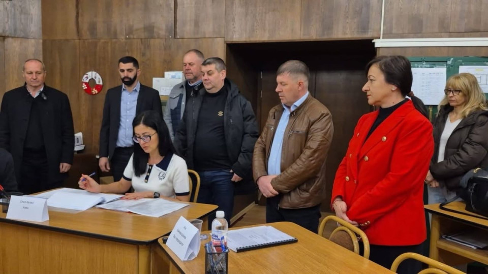 В Русе водач на листата кандидат-депутати на ДПС е Атидже Алиева-Вели