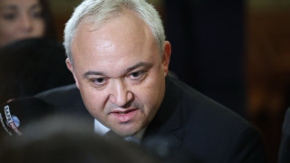 НЕЗАБАВНА ОСТАВКА НА ЕМИЛ ДЕЧЕВ! Какво прави Иван Демерджиев посред нощ в ГДНП? (СКАНДАЛНО ВИДЕО)