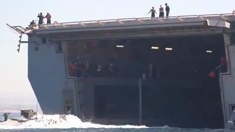 Тръмп и Иран с взаимни заплахи за удари заради ултиматум Ормузкия проток да се отвори до 48 ч.