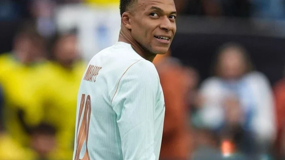 Килиан Мбапе е Златната кокошка на Франция срещу големите