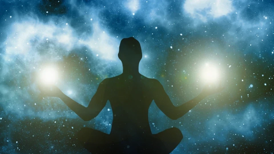 Съзнанието ви се измества в паралелна вселена, когато умрете, предполага смела теория