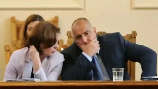 Бъчварова наднича зад новото "проучване" на "Маркет ЛИНКС"! Докога ще търпим грозни манипулации часове преди вота?