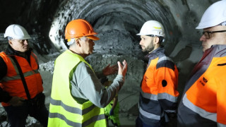 Остават 90 метра до прокопаването на тунел „Лозарево“, който е най-дългият двупътен жп тунел на Балканите