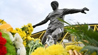 Откриха паметника на Динко Дерменджиев - Чико пред "Колежа"