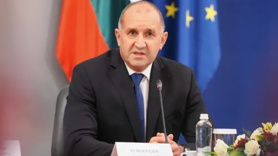 Румен Радев: Поисках от Тръмп САЩ да премахне визите за българи