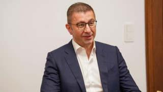 Мицкоски твърд: РСМ няма да прави конституционни промени, ще си платим цената