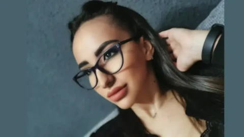 Задържаха Симона Радева, утре я конвоират до затвора в София