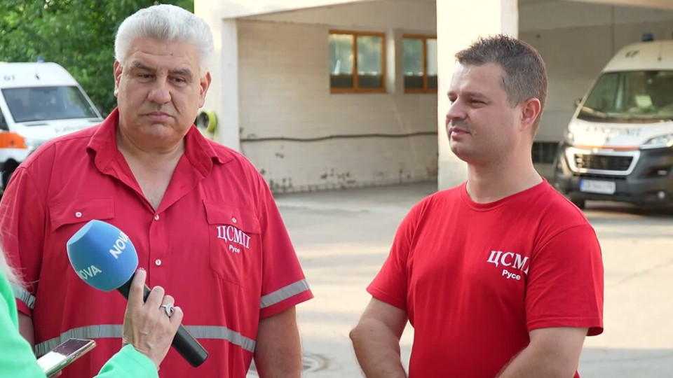 Млад медик и шофьор на линейка спасиха майка и новородено след опасно усложнение при раждане