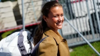 Датската принцеса Изабела влезе в казармата