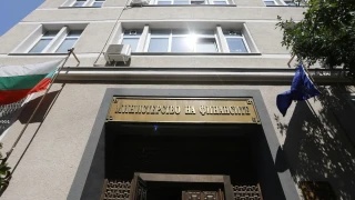 Решаващи преговори между синдикати и бизнес за новия механизъм за минималната заплата