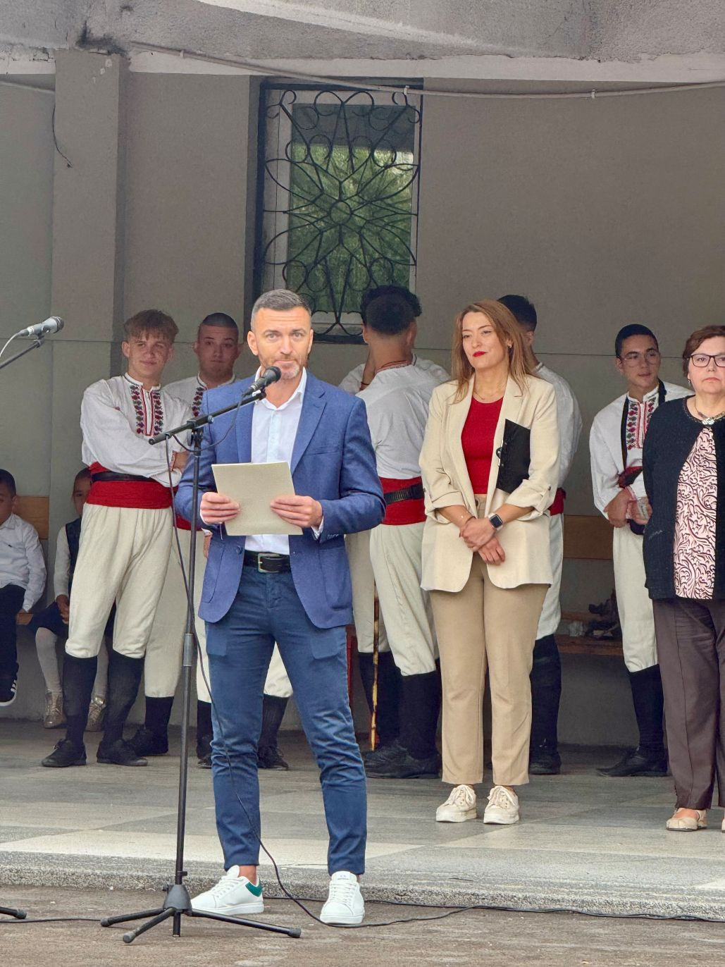 НА ПЪРВИЯ УЧЕБЕН ДЕН! 22. СЕУ „Г. С. Раковски“ посреща учениците с модерна среда, спорт, технологии и училищна идентичност (СНИМКИ)
