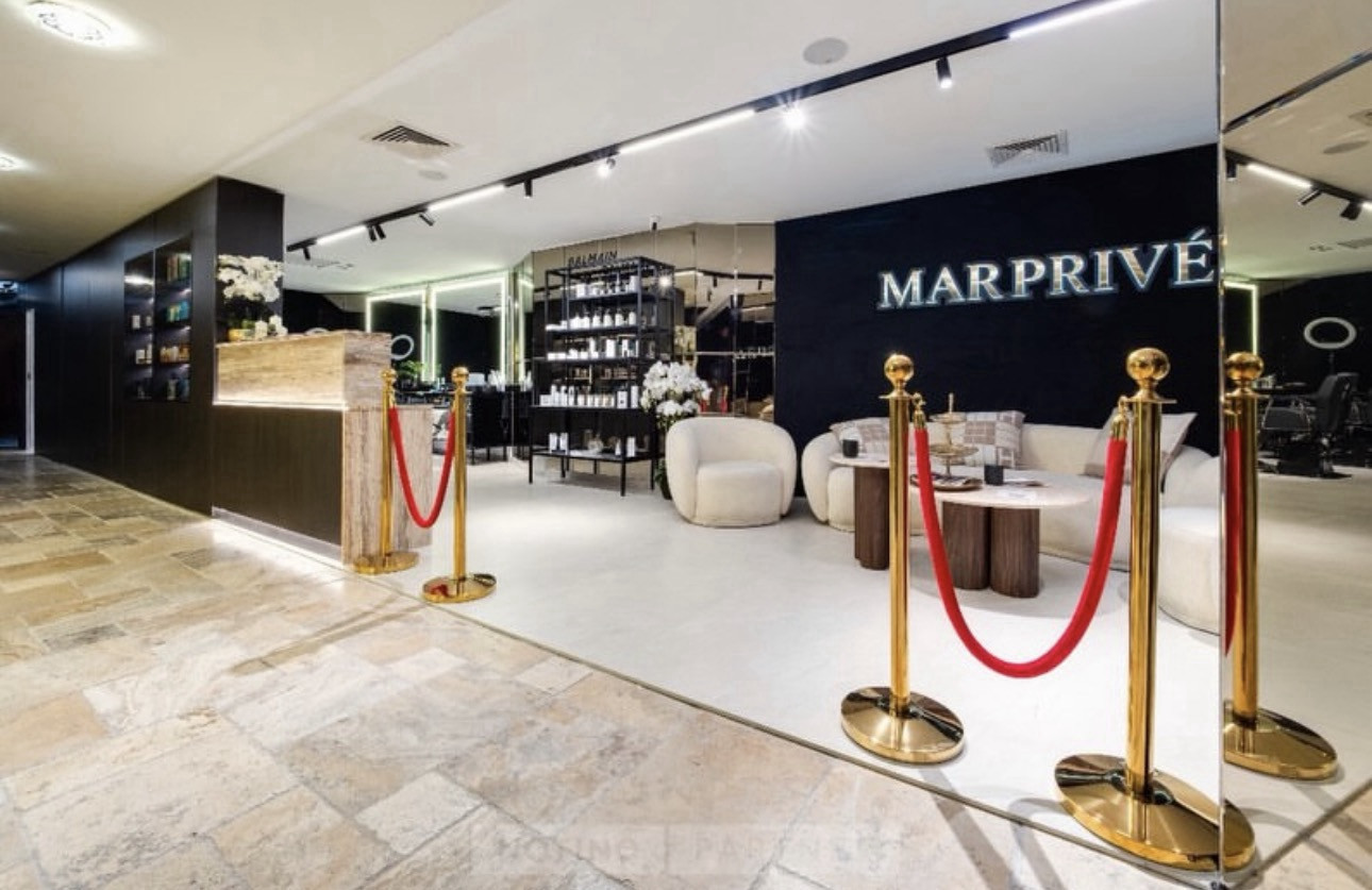 ЕКСКЛУЗИВНО! Любимият салон на хайлайфа MAR PRIVÉ отвори врати в хотел “Маринела”
