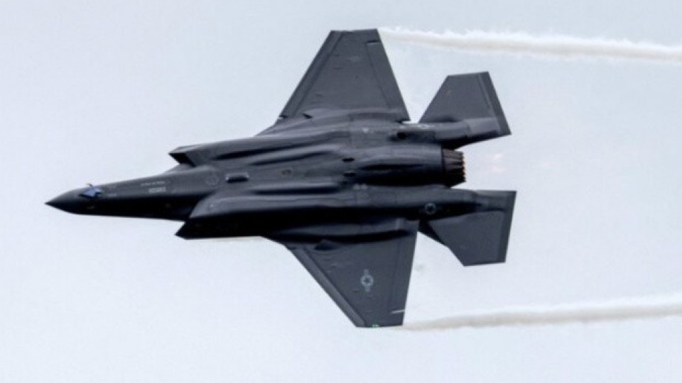 Парламентът ратифицира изменения в споразумението с Lockheed Martin за ремонта на F-16 Block 70
