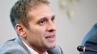 Стилиян Петров скочи на БФС и Лъчезар Танев: Футболът ни страда от плевели!