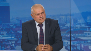 Валентин Радев: Случилото се с дроновете в Черно море ще продължава да се случва, защото има война наблизо